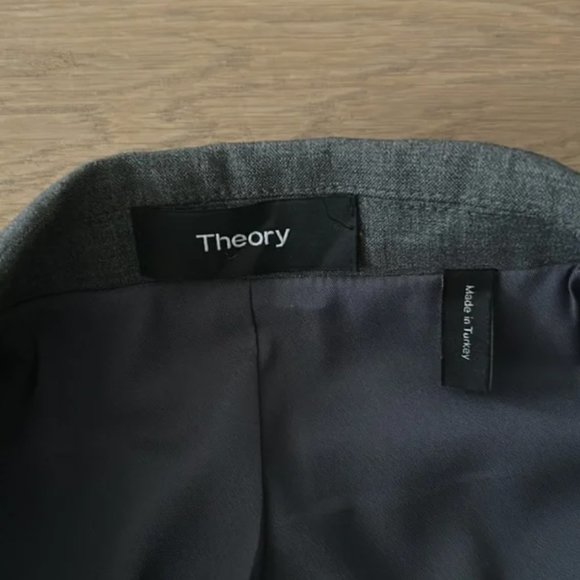 Single breasted theory blazer with cropped sleeves - Picture 6 of 6